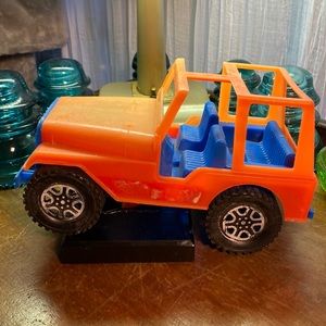 Amloid Toys | Toy Jeep 4x4 From 1970’s Red And Blue Wheels Work